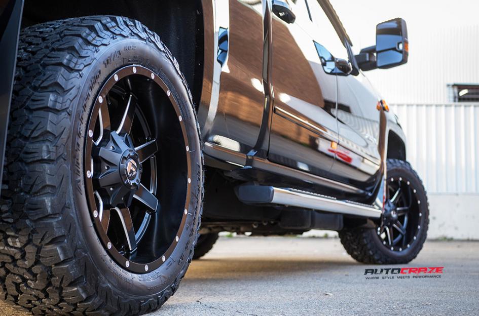 CHEVROLET SILVERADO MAVERICK GLOSS BLACK MILLED ACCENTS